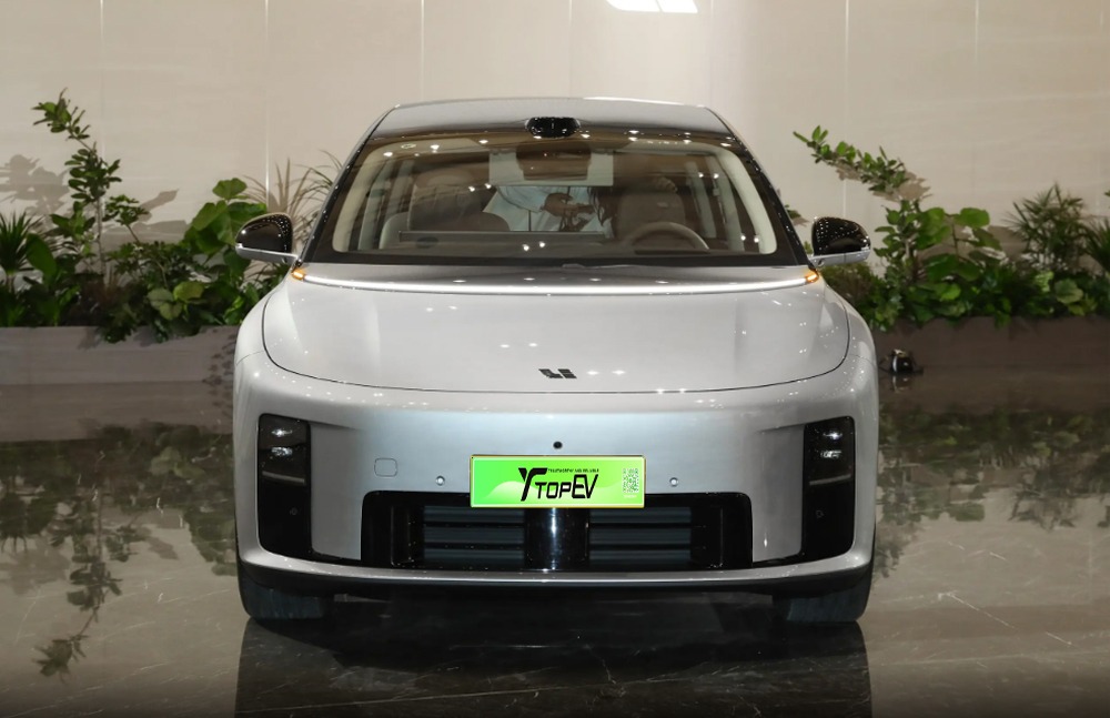 imgi_3_lixiang i8 4 2026 Li i8 – China Export Vehicle | EVOVED - Image 1