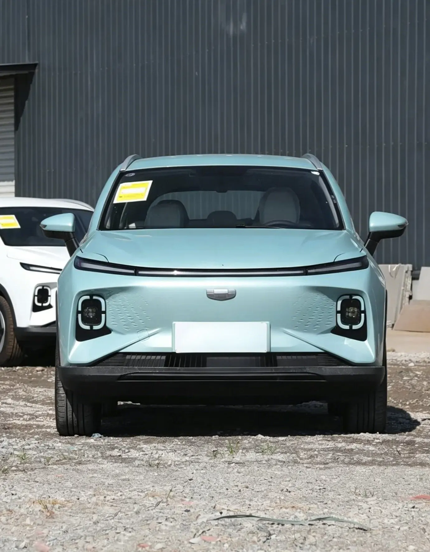imgi_41_Low-Price-2024-Geely-Geometry-E-Firefly-401km-Range-Bev-Subcompact-SUV-for-Sale 2026 Geely Geometry E Firefly 401km Range Bev Subcompact SUV – Ships Worldwide From China | EVOVED - Image 1