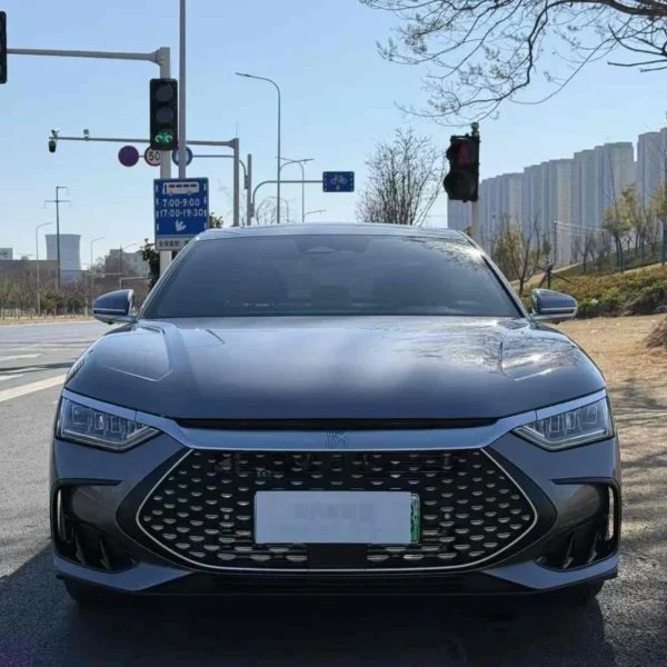 2026 Byd Han Dm-I Glory 121km Luxury 1.5t E-CVT Phev Long Range Plug-in Hybrid Sedan – Wholesale Price From China | EVOVED