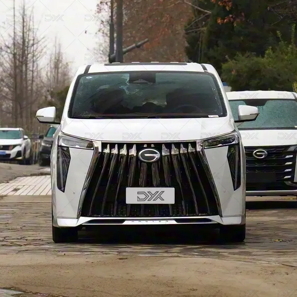 imgi_18_Chinese-Gasoline-Car-GAC- GAC Trumpchi M8 – For Sale From China | EVOVED - Image 1