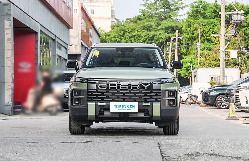 imgi_3_1_3(7) Chery Explorer 06 – Ready for Export From China | EVOVED - Image 1