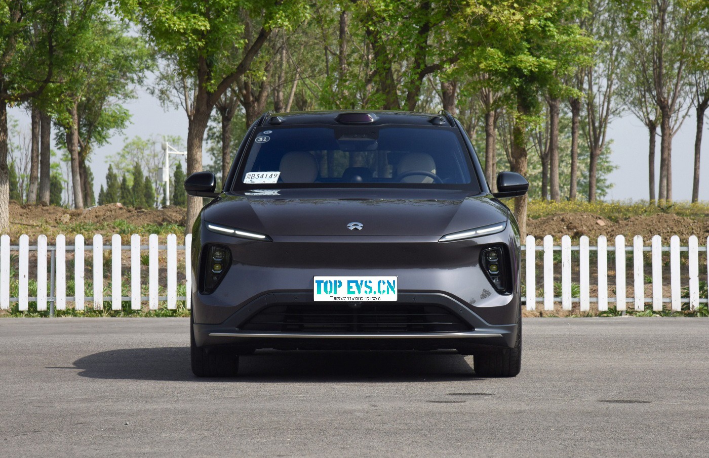 imgi_3_NIO ES6 front NIO ES6 – Ready for Export From China | EVOVED - Image 1