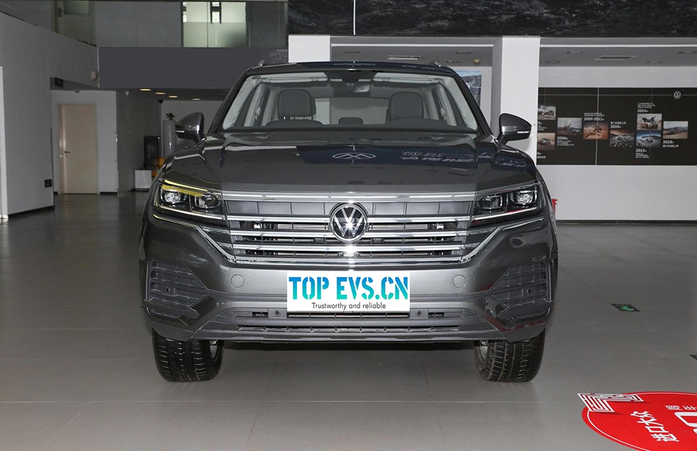 imgi_3_c51222022f6de77797f37f53f2eca0ee~2508x0 (1) Volkswagen Touareg – Ready for Export From China | EVOVED - Image 1