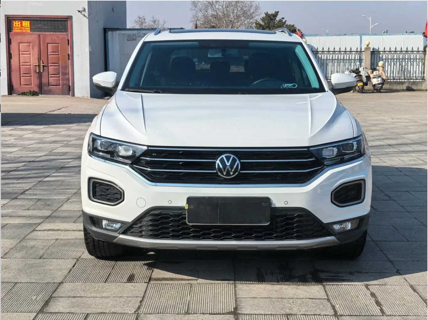 imgi_84_Used-Volkswa-Gen-T-Roc-2022-SUV-LED-Headlights-Global-Gas-Car Volkswagen T-Roc – For Sale From China | EVOVED - Image 1